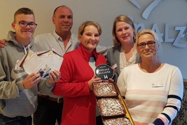 Gemeinschaftskuchen „Für MA[X]“ der Bäckerei Balzer