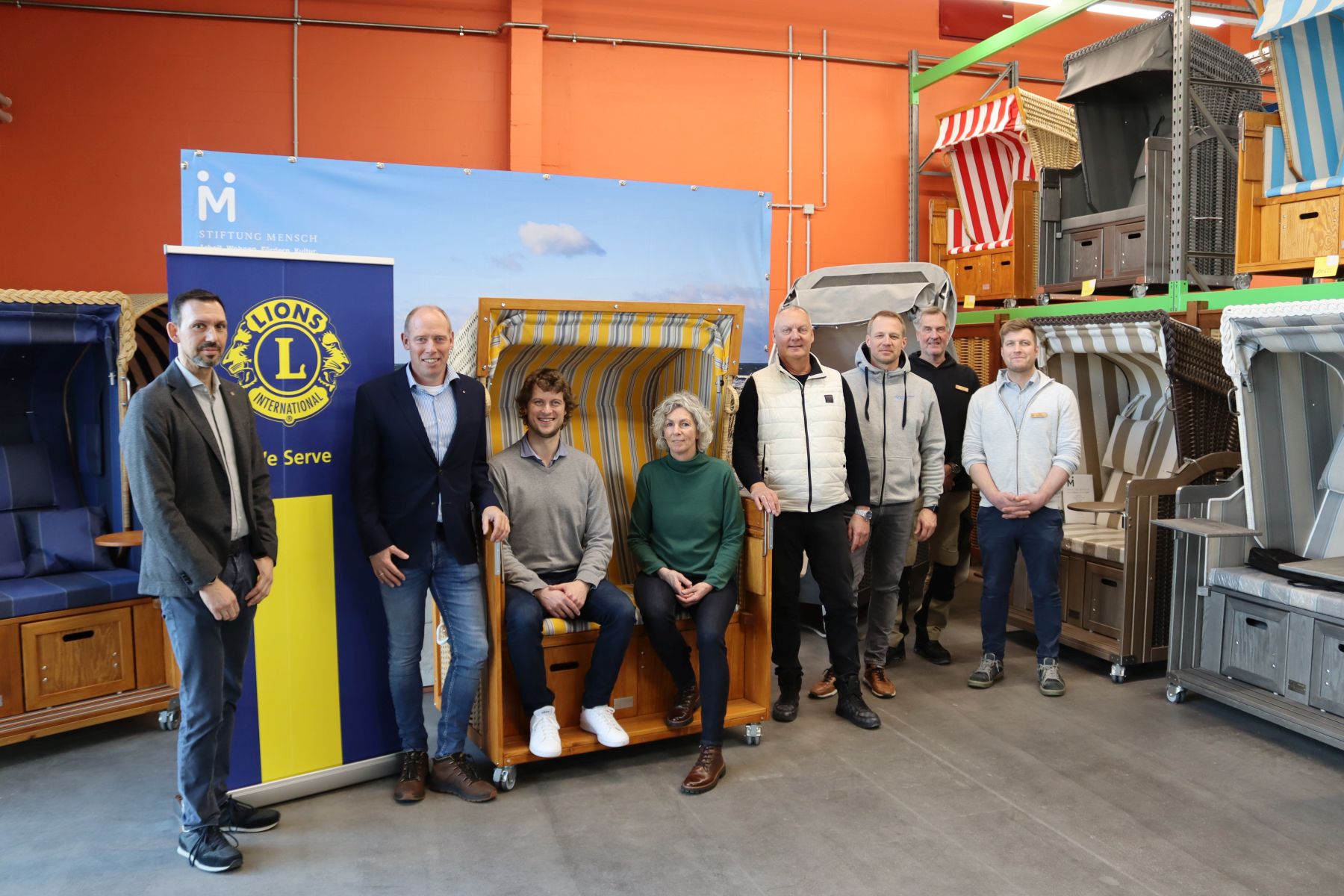 Strandkorb und weitere Hauptpreise des Lions Club Adventskalenders
