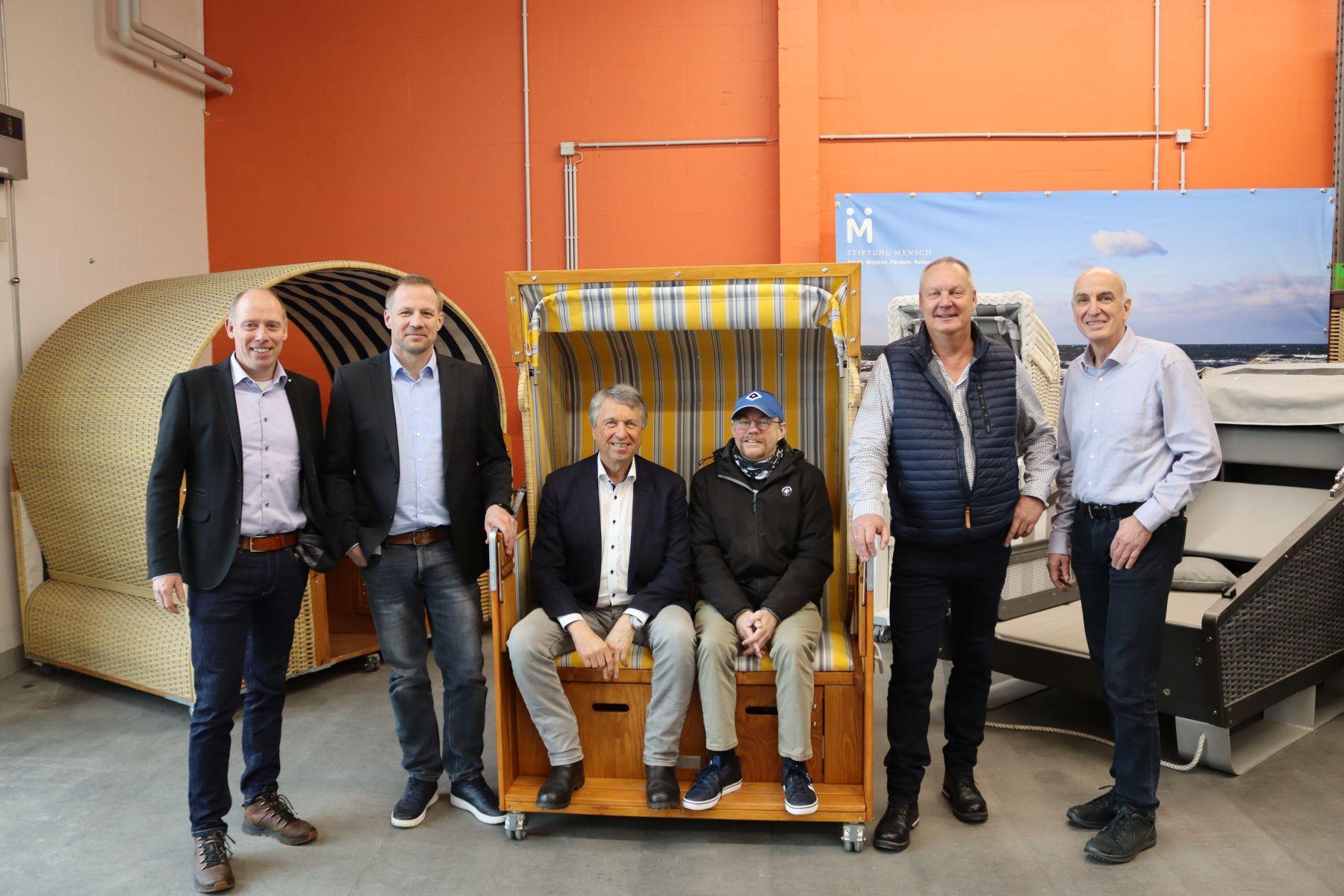 Übergabe Hauptpreise Lions Club Adventskalender